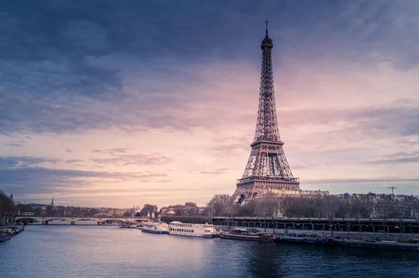 Study Abroad Programs in France for Moroccan Students Eiffel Tower in Paris — study abroad programs in France for Moroccan students
